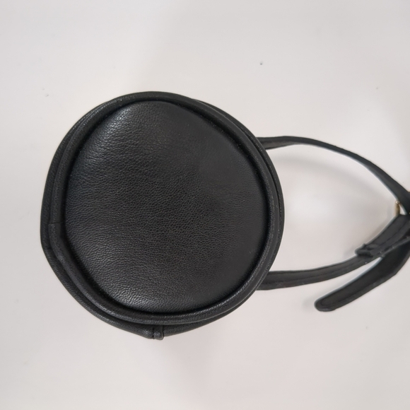 Bebe Los Angeles  Round Black Coin Purse Adjustable Strap - Picture 7 of 7